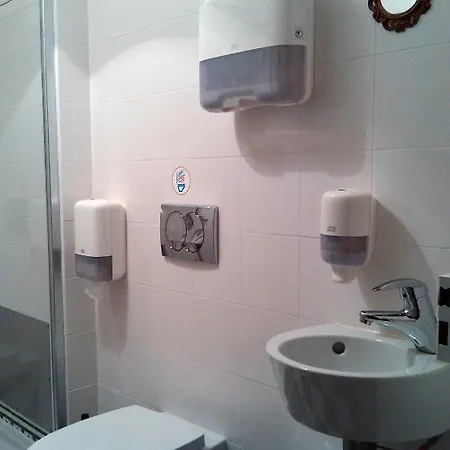 Graca 28 Hostal